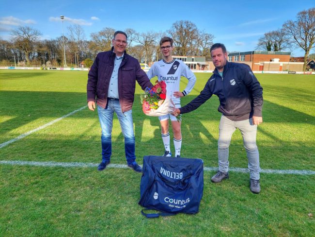 20210422-shirtsponsor-countus